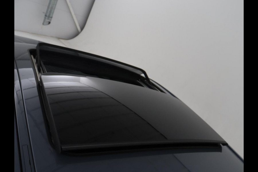 BMW 1-serie 120i Business Edition Plus | M-Pakket | Navigatie | LED | Navigatie | Pano.Dak |