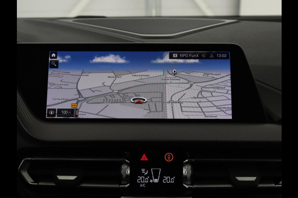 BMW 1-serie 120i Business Edition Plus | M-Pakket | Navigatie | LED | Navigatie | Pano.Dak |