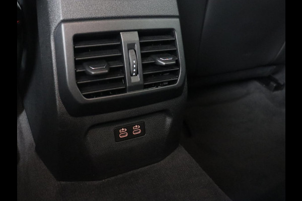 BMW 1-serie 120i Business Edition Plus | M-Pakket | Navigatie | LED | Navigatie | Pano.Dak |