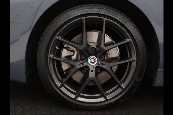 BMW 1-serie 120i Business Edition Plus | M-Pakket | Navigatie | LED | Navigatie | Pano.Dak |