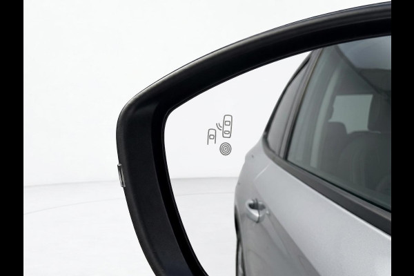 Peugeot 2008 1.2 Hybrid 145 Allure | 360 camera | Dodehoekdet. | Prijs is rijklaar