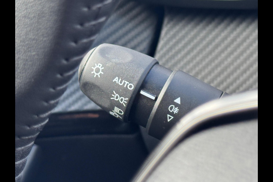 Peugeot 2008 1.2 Hybrid 145 Allure | 360 camera | Dodehoekdet. | Prijs is rijklaar