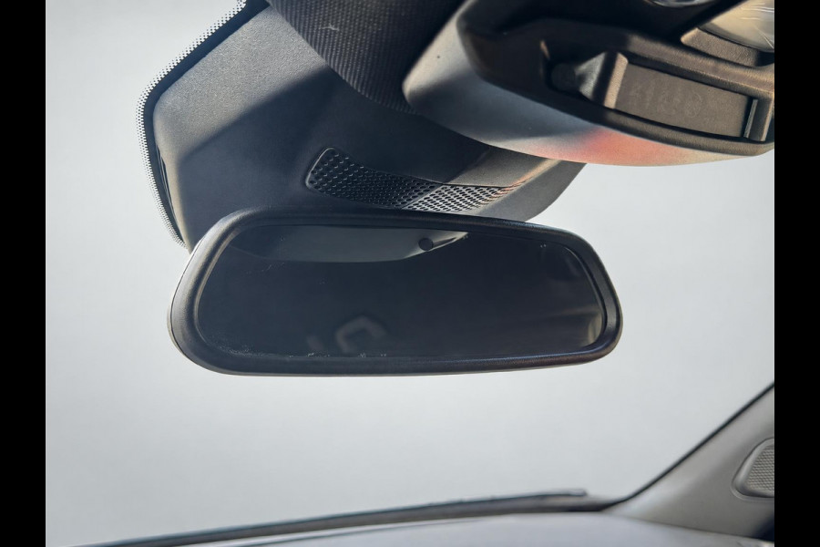 Peugeot 2008 1.2 Hybrid 145 Allure | 360 camera | Dodehoekdet. | Prijs is rijklaar
