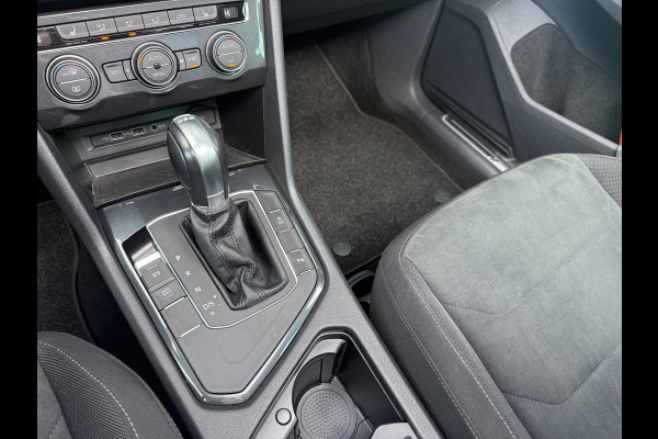 Volkswagen Tiguan 1.5 TSI ACT Highline - Automaat - Pano/Schuifdak - Navi - Org.NL