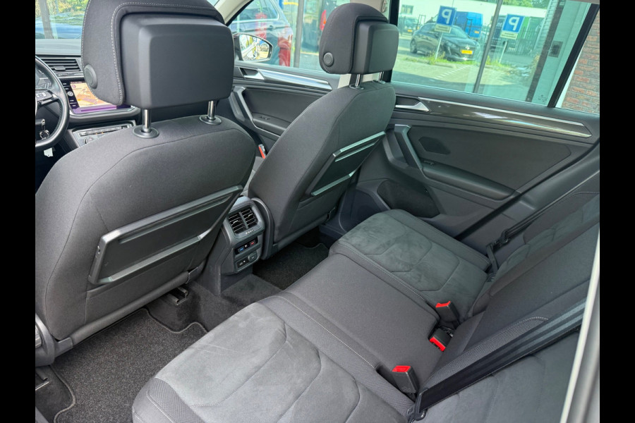 Volkswagen Tiguan 1.5 TSI ACT Highline - Automaat - Pano/Schuifdak - Navi - Org.NL