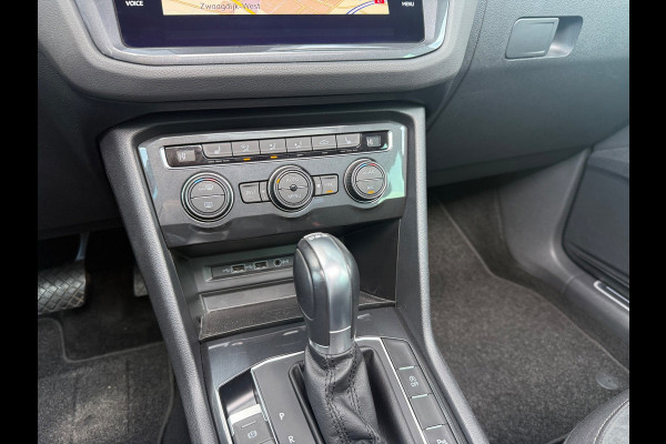 Volkswagen Tiguan 1.5 TSI ACT Highline - Automaat - Pano/Schuifdak - Navi - Org.NL