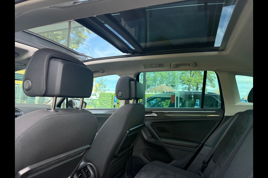Volkswagen Tiguan 1.5 TSI ACT Highline - Automaat - Pano/Schuifdak - Navi - Org.NL