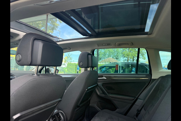 Volkswagen Tiguan 1.5 TSI ACT Highline - Automaat - Pano/Schuifdak - Navi - Org.NL