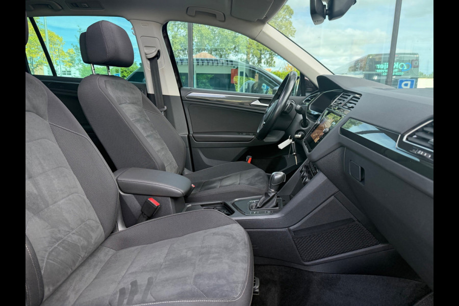 Volkswagen Tiguan 1.5 TSI ACT Highline - Automaat - Pano/Schuifdak - Navi - Org.NL