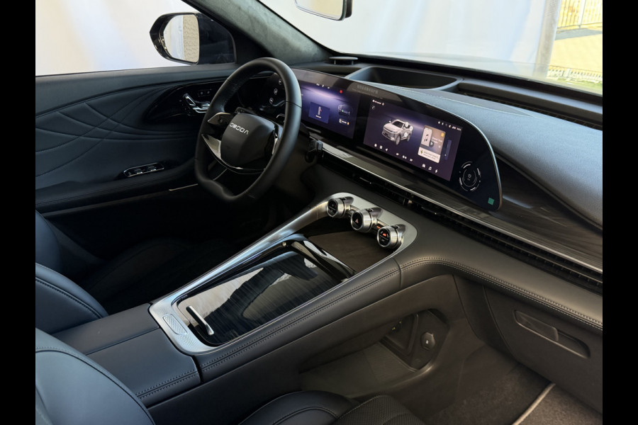Omoda 9 OMODA 9 PREMIUM AWD 538PK MASSAGE STOEL.VERW/KOELING | 145 KM / TOTAAL MET BENZINE 1000KM ELEKTRISCH | 538 PK | 4WD 4X4