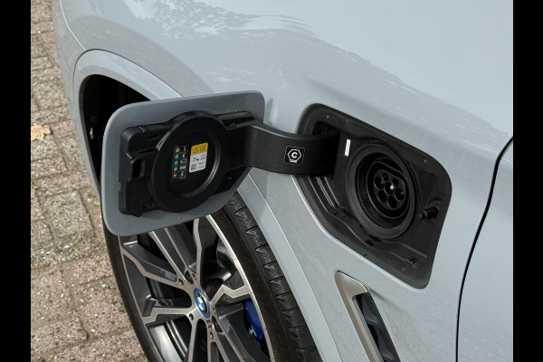 BMW X3 xDrive30e M SPORT | PANORAMA | M SPORT REMMEN | CAMERA | LASER | SAFETY PAKKET | HEAD UP |
