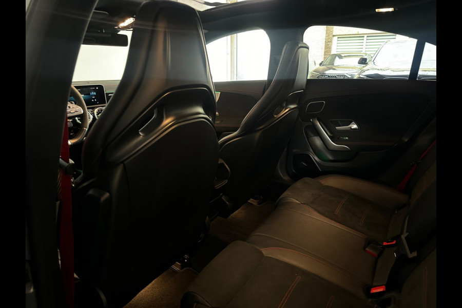 Mercedes-Benz CLA-Klasse AMG 45 S 4MATIC+ Pano|Memory|Magno|Burmester|Sfeer