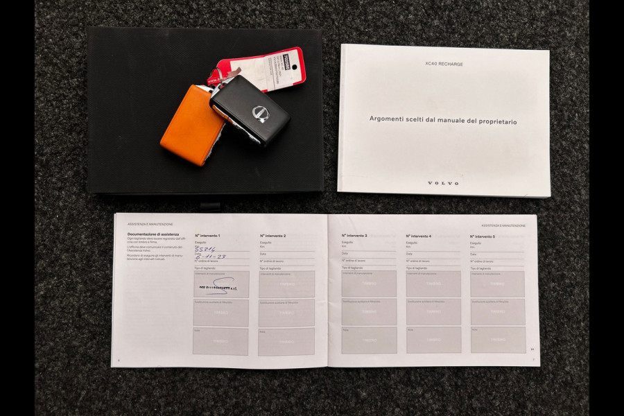 Volvo XC40 1.5 T4 Recharge Inscription Expression | Apple/Carplay | Elek. Kofferklep | Cruise/Control | Climate/Control |