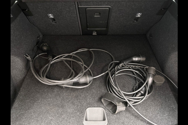 Volvo XC40 1.5 T4 Recharge Inscription Expression | Apple/Carplay | Elek. Kofferklep | Cruise/Control | Climate/Control |