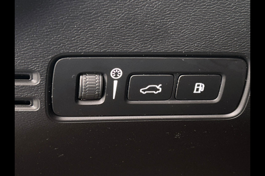 Volvo XC40 1.5 T4 Recharge Inscription Expression | Apple/Carplay | Elek. Kofferklep | Cruise/Control | Climate/Control |