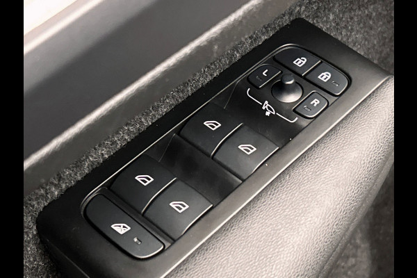 Volvo XC40 1.5 T4 Recharge Inscription Expression | Apple/Carplay | Elek. Kofferklep | Cruise/Control | Climate/Control |