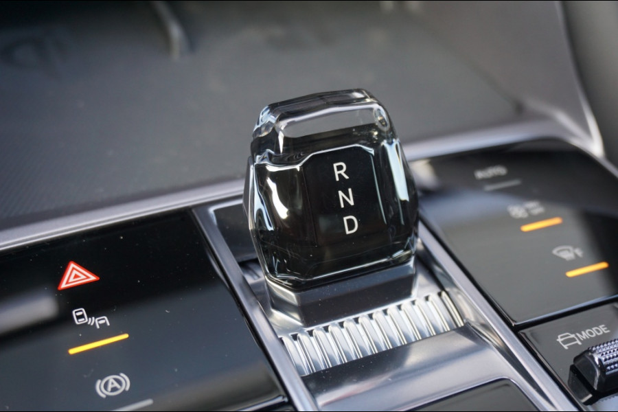 BYD SEAL U 1.5 DM-i FWD Boost 6JR GARANTIE | 218PK | SUPER LUXE!