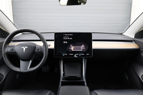 Tesla Model 3 Standard RWD Plus 60 kWh PANORAMADAK/LEER+S.VERWARMING/LMV/360 CAM/CRUISE/ECC/12 MND GARANTIE!
