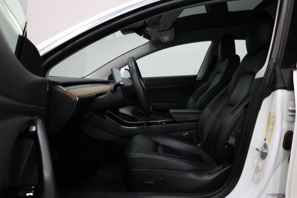 Tesla Model 3 Standard RWD Plus 60 kWh PANORAMADAK/LEER+S.VERWARMING/LMV/360 CAM/CRUISE/ECC/12 MND GARANTIE!