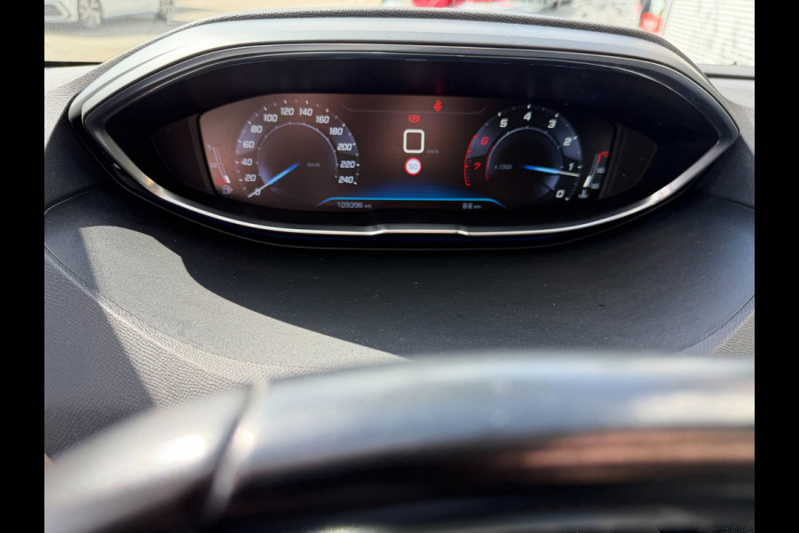 Peugeot 3008 1.2 PureTech Allure Pack - Navigatie / Apple Carplay I Airco I LED I DPC I Achteruitrij CameraI Dealer onderhouden