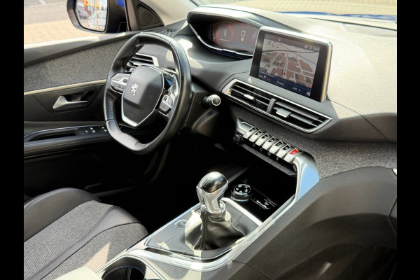 Peugeot 3008 1.2 PureTech Allure Pack - Navigatie / Apple Carplay I Airco I LED I DPC I Achteruitrij CameraI Dealer onderhouden
