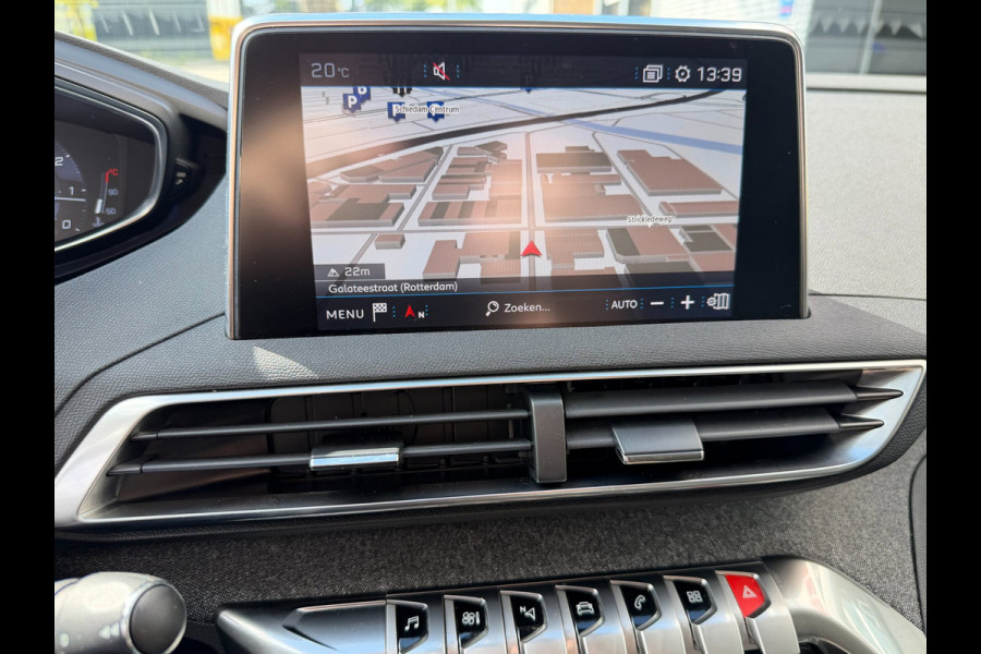Peugeot 3008 1.2 PureTech Allure Pack - Navigatie / Apple Carplay I Airco I LED I DPC I Achteruitrij CameraI Dealer onderhouden