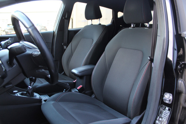Ford Fiesta 1.0 EcoBoost ST-Line 100PK Zeer nette en sportieve Hatchback 18 Inch Velgen, Climate Controle, Cruise Controle,