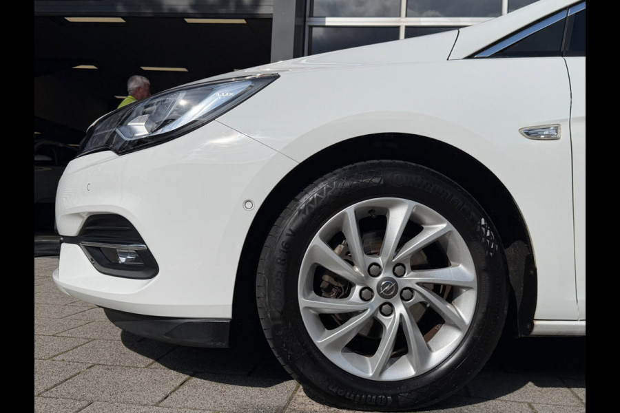 Opel Astra Sports Tourer 1.2 Turbo Elegance - Navigatie I Airco I LED I PDC I Sport velgen I Leer/ Alcantara Dealer onderhouden