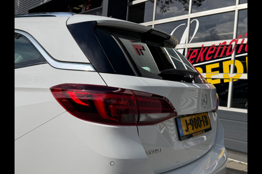 Opel Astra Sports Tourer 1.2 Turbo Elegance - Navigatie I Airco I LED I PDC I Sport velgen I Leer/ Alcantara Dealer onderhouden