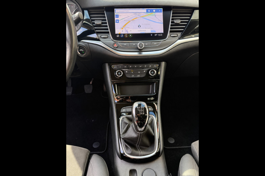 Opel Astra Sports Tourer 1.2 Turbo Elegance - Navigatie I Airco I LED I PDC I Sport velgen I Leer/ Alcantara Dealer onderhouden