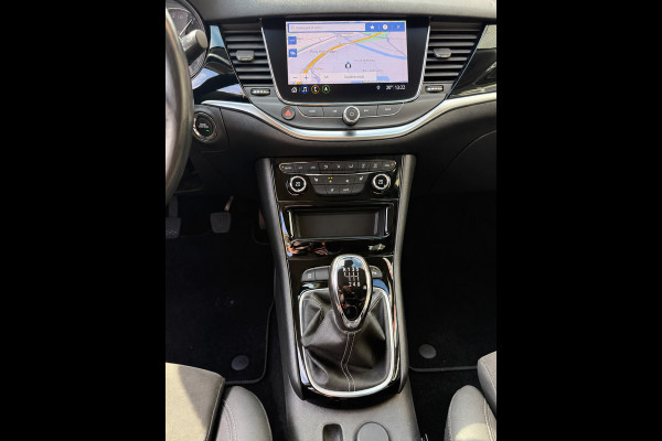 Opel Astra Sports Tourer 1.2 Turbo Elegance - Navigatie I Airco I LED I PDC I Sport velgen I Leer/ Alcantara Dealer onderhouden