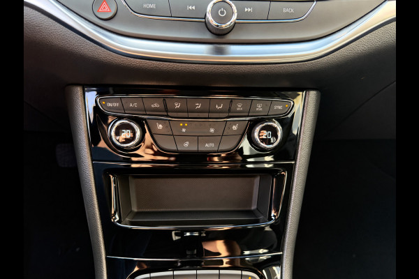 Opel Astra Sports Tourer 1.2 Turbo Elegance - Navigatie I Airco I LED I PDC I Sport velgen I Leer/ Alcantara Dealer onderhouden