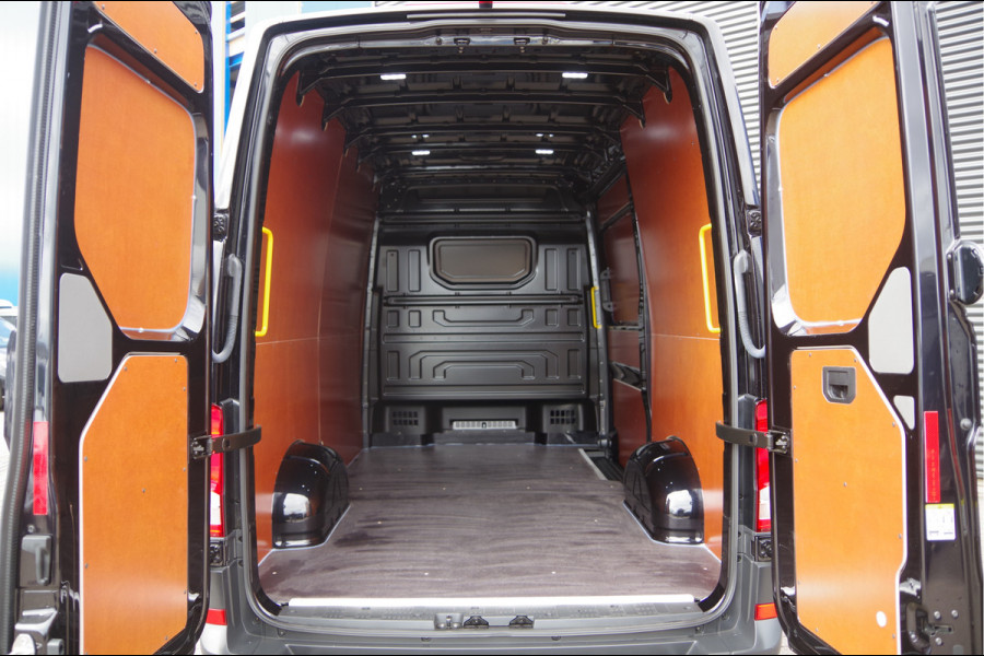 Volkswagen Crafter 35 2.0 TDI L3H3(L2H2) AUT. 3-ZITS, FACELIFT, BETIMMERING, CAMERA, GEV. STOEL, CRUISE, LEDER STUUR, CLIMA