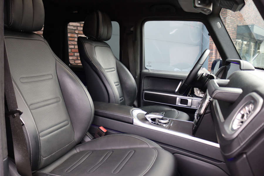 Mercedes-Benz G-Klasse 500 V8 | Schuifdak | Distronic+ | Standkachel | Burmester | Massage | Leder Exclusief | Stoelventilatie | Trekhaak | Sfeerverlichting | Apple Carplay |