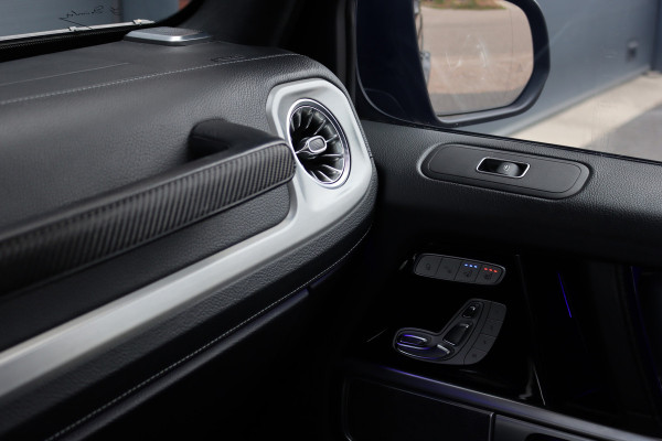 Mercedes-Benz G-Klasse 500 V8 | Schuifdak | Distronic+ | Standkachel | Burmester | Massage | Leder Exclusief | Stoelventilatie | Trekhaak | Sfeerverlichting | Apple Carplay |