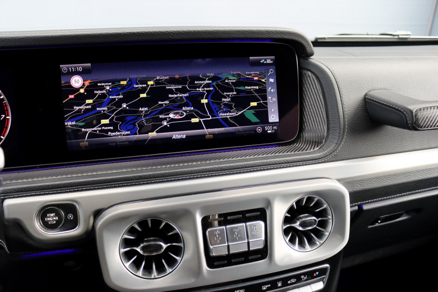 Mercedes-Benz G-Klasse 500 V8 | Schuifdak | Distronic+ | Standkachel | Burmester | Massage | Leder Exclusief | Stoelventilatie | Trekhaak | Sfeerverlichting | Apple Carplay |