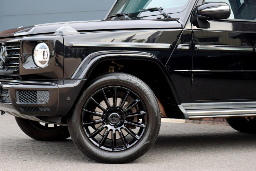 Mercedes-Benz G-Klasse 500 V8 | Schuifdak | Distronic+ | Standkachel | Burmester | Massage | Leder Exclusief | Stoelventilatie | Trekhaak | Sfeerverlichting | Apple Carplay |