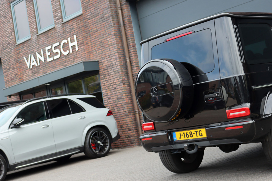 Mercedes-Benz G-Klasse 500 V8 | Schuifdak | Distronic+ | Standkachel | Burmester | Massage | Leder Exclusief | Stoelventilatie | Trekhaak | Sfeerverlichting | Apple Carplay |