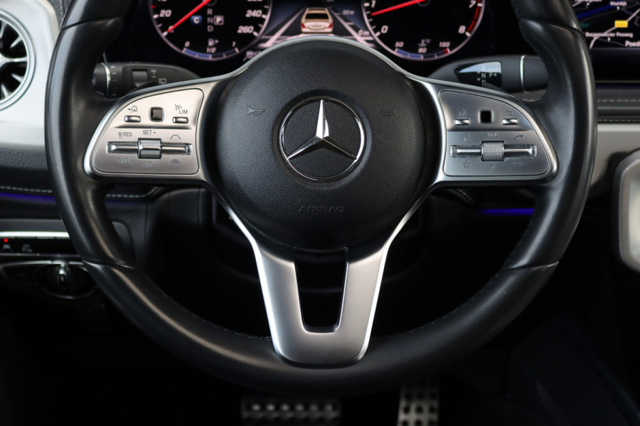 Mercedes-Benz G-Klasse 500 V8 | Schuifdak | Distronic+ | Standkachel | Burmester | Massage | Leder Exclusief | Stoelventilatie | Trekhaak | Sfeerverlichting | Apple Carplay |