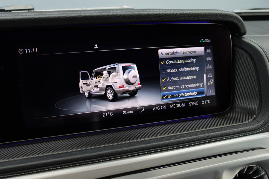 Mercedes-Benz G-Klasse 500 V8 | Schuifdak | Distronic+ | Standkachel | Burmester | Massage | Leder Exclusief | Stoelventilatie | Trekhaak | Sfeerverlichting | Apple Carplay |