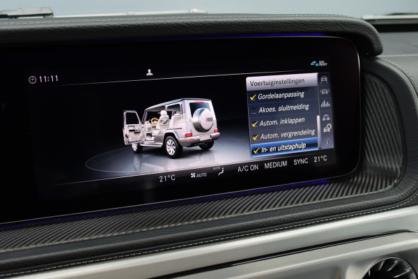 Mercedes-Benz G-Klasse 500 V8 | Schuifdak | Distronic+ | Standkachel | Burmester | Massage | Leder Exclusief | Stoelventilatie | Trekhaak | Sfeerverlichting | Apple Carplay |
