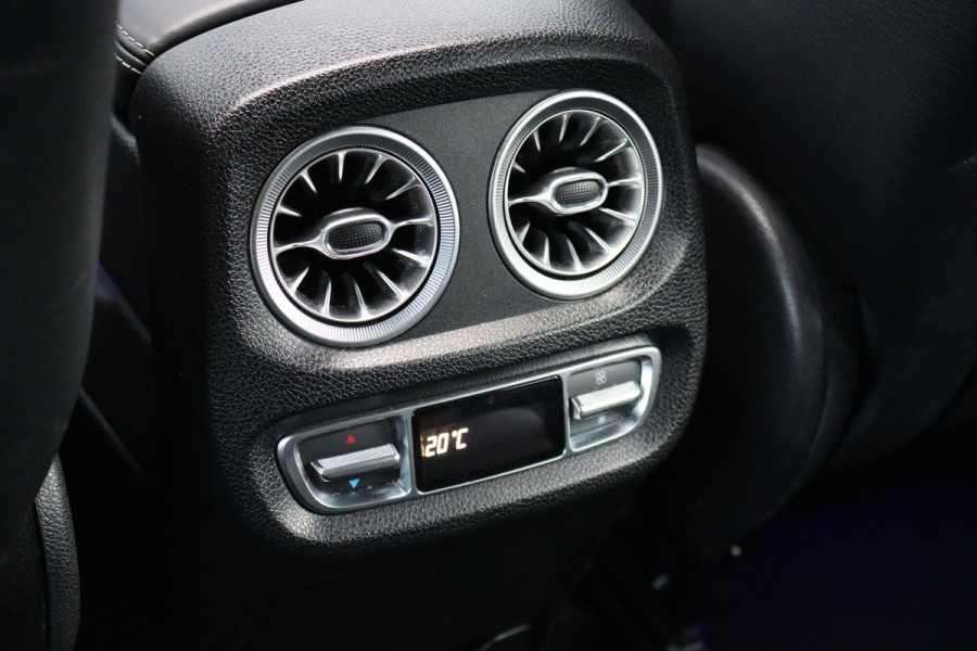Mercedes-Benz G-Klasse 500 V8 | Schuifdak | Distronic+ | Standkachel | Burmester | Massage | Leder Exclusief | Stoelventilatie | Trekhaak | Sfeerverlichting | Apple Carplay |
