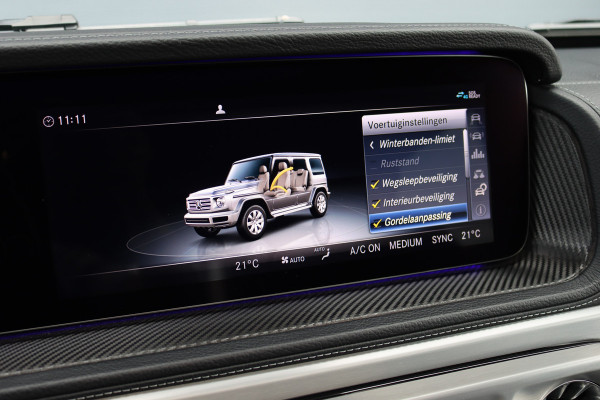 Mercedes-Benz G-Klasse 500 V8 | Schuifdak | Distronic+ | Standkachel | Burmester | Massage | Leder Exclusief | Stoelventilatie | Trekhaak | Sfeerverlichting | Apple Carplay |