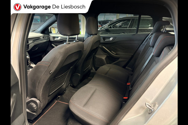 Ford FOCUS Wagon 1.0 EcoBoost Hybrid ST Line X automaat / Camera / cruise / stoel en stuurverwarming