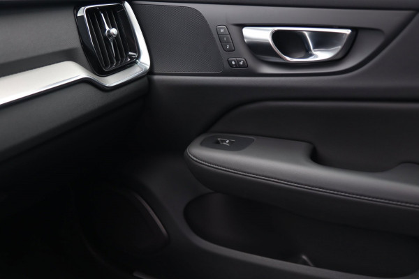 Volvo V60 2.0 T8 Plug-in hybrid AWD Plus / PANO / 2X MEMORY / ACC / 360 / KEYLESS / STUUR+STOELVERW