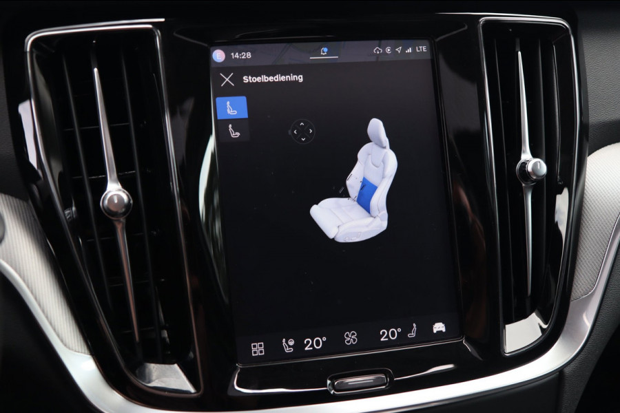 Volvo V60 2.0 T8 Plug-in hybrid AWD Plus / PANO / 2X MEMORY / ACC / 360 / KEYLESS / STUUR+STOELVERW