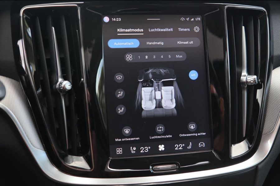 Volvo V60 2.0 T8 Plug-in hybrid AWD Plus / PANO / 2X MEMORY / ACC / 360 / KEYLESS / STUUR+STOELVERW