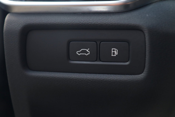 Volvo V60 2.0 T8 Plug-in hybrid AWD Plus / PANO / 2X MEMORY / ACC / 360 / KEYLESS / STUUR+STOELVERW
