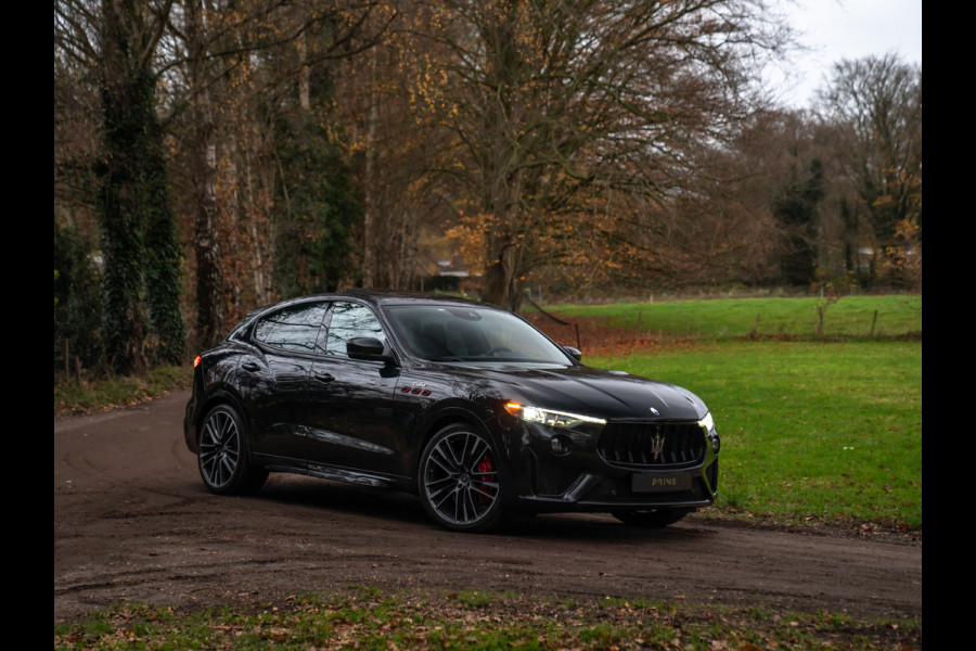 Maserati Levante 3.8 V8 Trofeo | Facelift | Pano-dak | Carbon | Stoelventilatie | Harman/Kardon