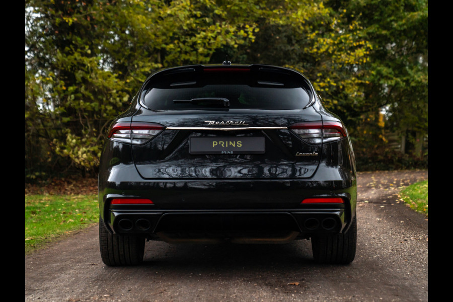 Maserati Levante 3.8 V8 Trofeo | Facelift | Pano-dak | Carbon | Stoelventilatie | Harman/Kardon